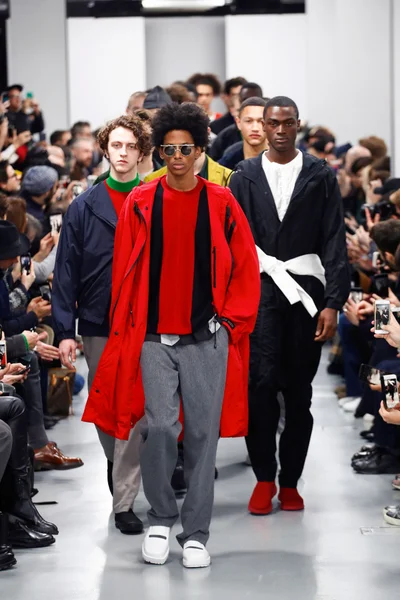 Look 37